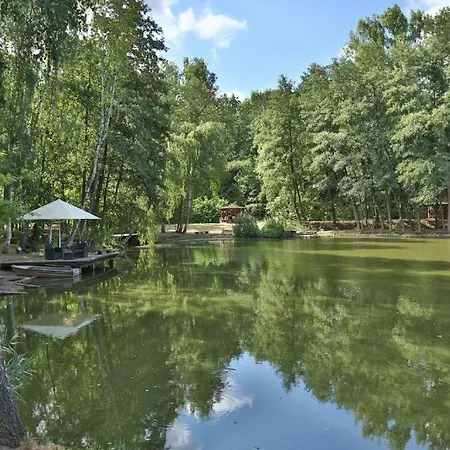 Roubenka- Rybolov Pro Deti A Dospele Lodge *